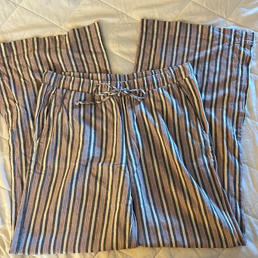 Like new, Cloth & Stone striped wide leg linen blend pants